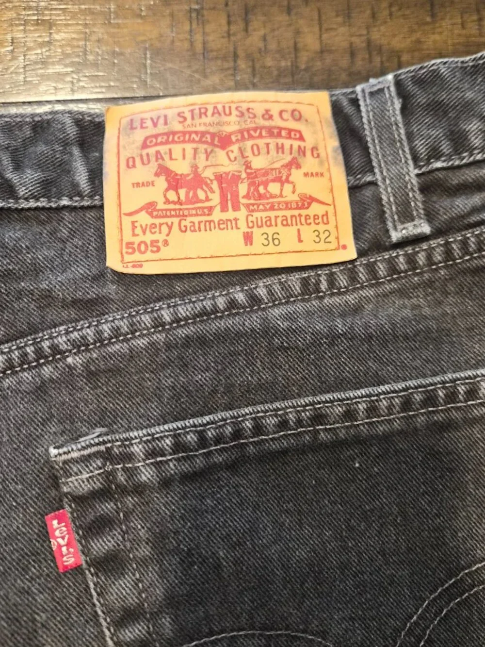 Levis 505 Mens Jeans Size 36x32 Black Regular Fit Straight Leg Y2K 2000 G273